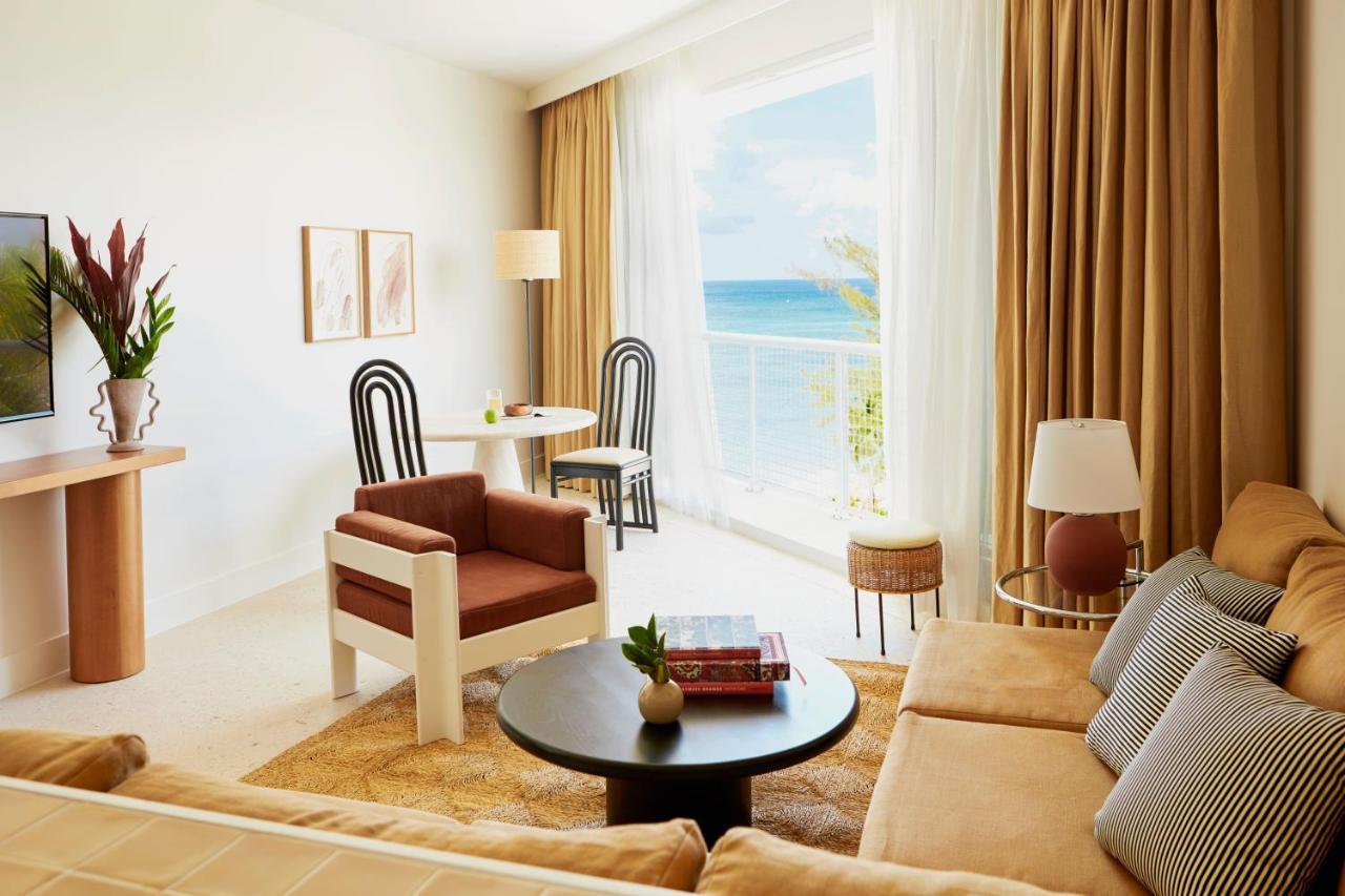 Palm Heights Hotel George Town Buitenkant foto